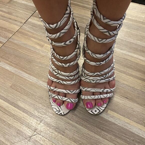 Charline de Luca graphic print heels, size 39,5 ( 8,5) - Picture 2 of 9